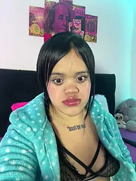 Snapshot of Sussyroxxx chatting on 02-18-26, 04:19 Sussyroxxx online show from 02-18-26, 04:19