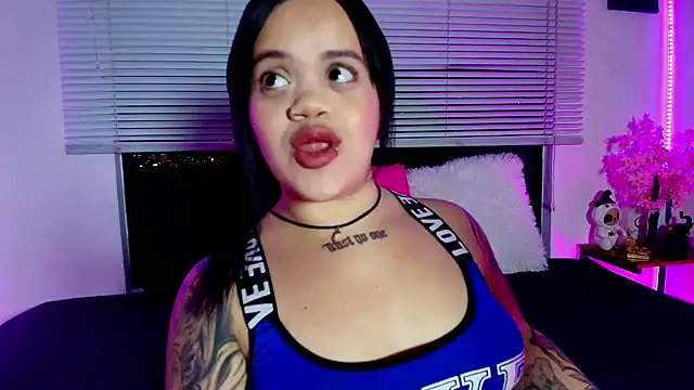 Sussyroxxx online show from 05-27-26, 04:09