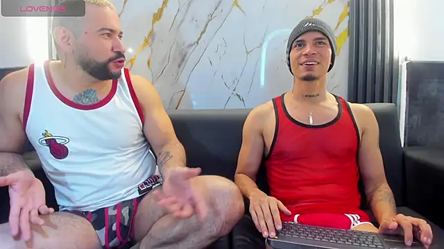 Snapshot of isaac_franko chatting on 10-14-25, 09:48 isaac franko online show from 10-14-25, 09:48