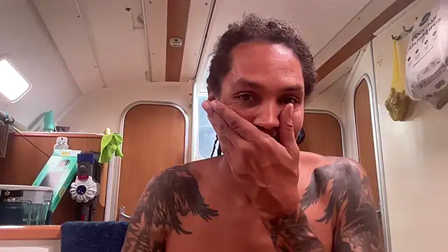 Snapshot of Monk_and_Mia chatting on 10-25-25, 09:17 Monk and Mia online show from 10-25-25, 09:17