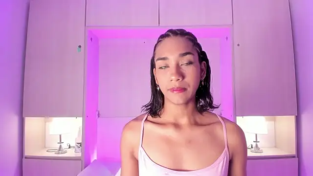 AnahiCollins online show from 05-20-26, 11:38