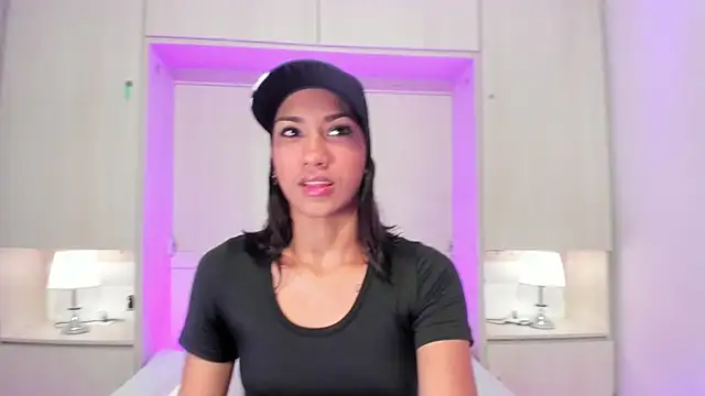 AnahiCollins online show from 06-17-26, 11:34