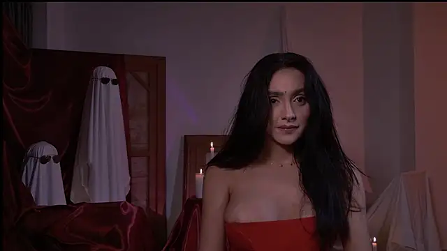 Milana De online show from 10-31-25, 10:44