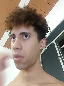 Snapshot of The_boy_good chatting on 10-17-25, 05:21 The boy good online show from 10-17-25, 05:21