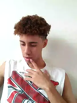 Snapshot of The_boy_good chatting on 11-07-25, 07:36 The boy good online show from 11-07-25, 07:36