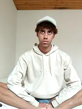 Snapshot of The_boy_good chatting on 11-22-25, 05:23 The boy good online show from 11-22-25, 05:23