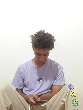 Snapshot of The_boy_good chatting on 11-29-25, 11:41 The boy good online show from 11-29-25, 11:41