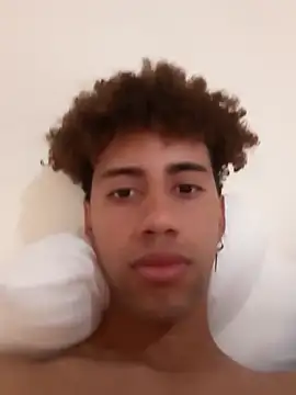 Snapshot of The_boy_good chatting on 12-19-25, 06:26 The boy good online show from 12-19-25, 06:26