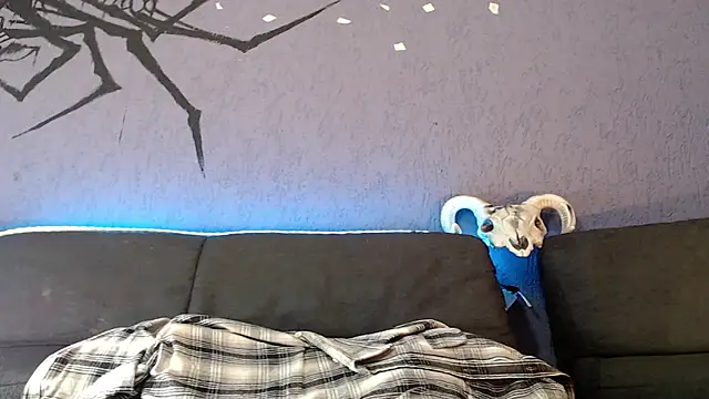 Kuregari xs online show from 10-10-25, 06:01