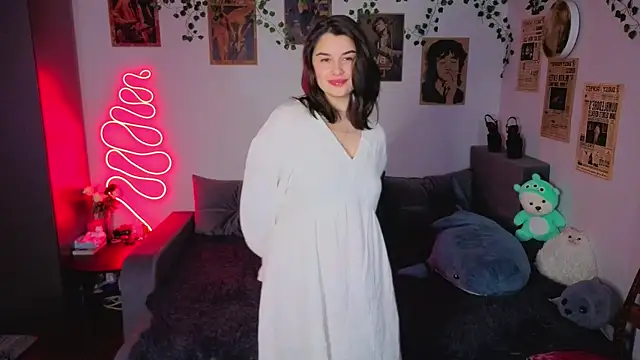 kira kick online show from 10-23-25, 05:23