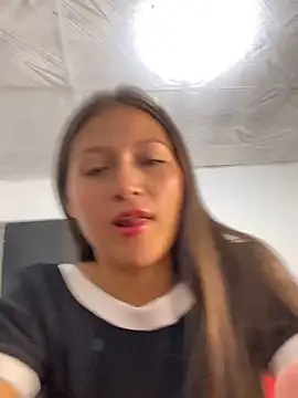 Snapshot of Cielo6925 chatting on 09-30-25, 03:06 Cielo6925 online show from 09-30-25, 03:06