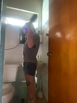 monroedelrey online show from 09-29-25, 04:23