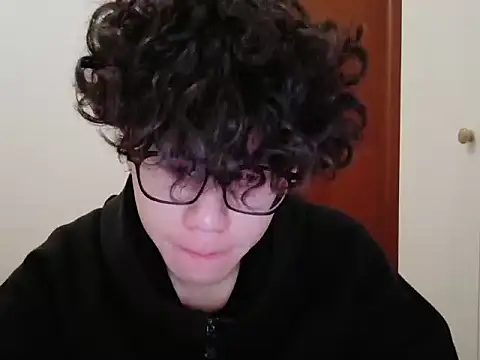 hangzi-0011 online show from 11-02-25, 12:07