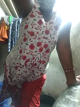 Snapshot of Tamilselviroja- chatting on 02-11-26, 02:55 Tamilselviroja- online show from 02-11-26, 02:55