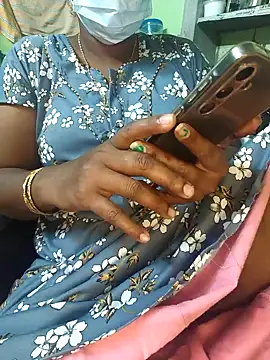 Snapshot of Tamilselviroja- chatting on 03-03-26, 03:18 Tamilselviroja- online show from 03-03-26, 03:18