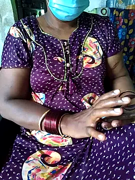 Snapshot of Tamilselviroja- chatting on 06-24-26, 02:54 Tamilselviroja- online show from 06-24-26, 02:54