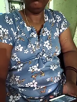 Snapshot of Tamilselviroja- chatting on 06-30-26, 02:51 Tamilselviroja- online show from 06-30-26, 02:51