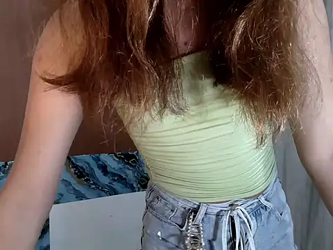 amandareddragon online show from 06-14-26, 04:42