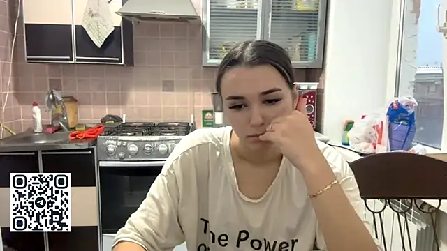 Snapshot of JaneFosterxx chatting on 11-25-25, 01:22 JaneFosterxx online show from 11-25-25, 01:22