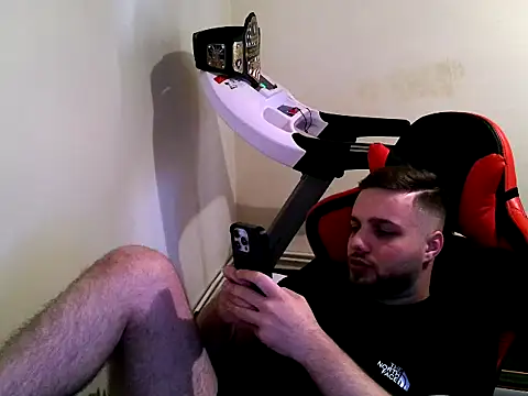 Snapshot of KingAdonisss chatting on 09-28-25, 01:49 KingAdonisss online show from 09-28-25, 01:49