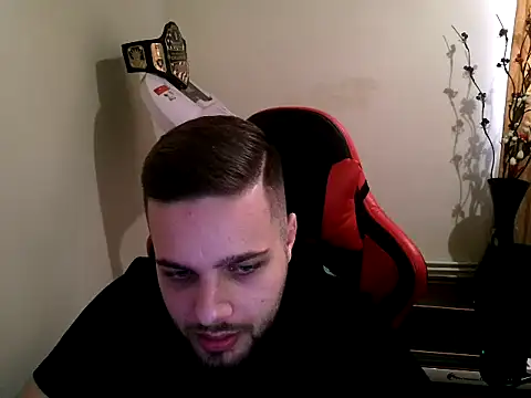 Snapshot of KingAdonisss chatting on 10-01-25, 10:21 KingAdonisss online show from 10-01-25, 10:21