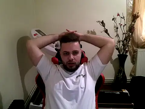 Snapshot of KingAdonisss chatting on 10-05-25, 12:58 KingAdonisss online show from 10-05-25, 12:58