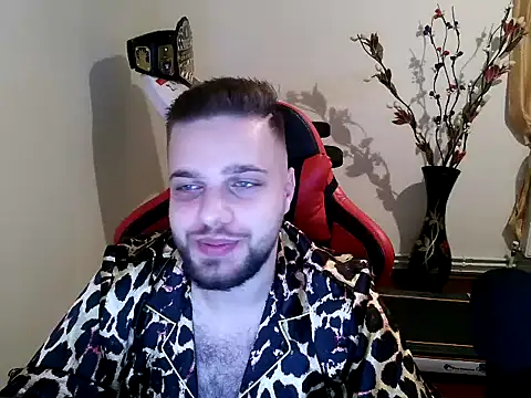 Snapshot of KingAdonisss chatting on 10-07-25, 02:36 KingAdonisss online show from 10-07-25, 02:36