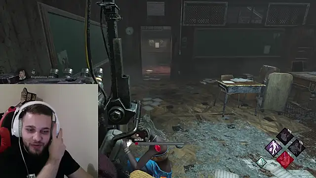 Snapshot of KingAdonisss chatting on 10-12-25, 05:01 KingAdonisss online show from 10-12-25, 05:01