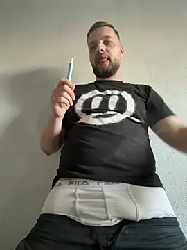 Snapshot of KingAdonisss chatting on 10-20-25, 02:50 KingAdonisss online show from 10-20-25, 02:50