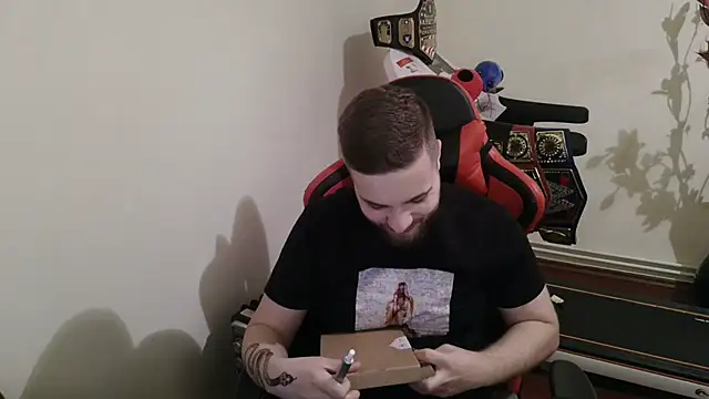 Snapshot of KingAdonisss chatting on 10-23-25, 12:04 KingAdonisss online show from 10-23-25, 12:04