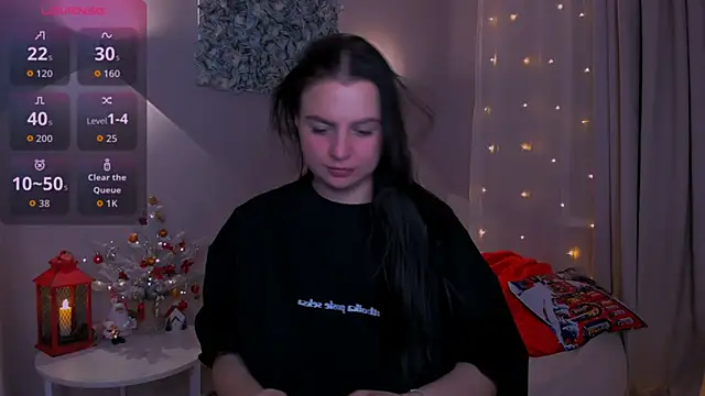 Snapshot of Meganberrybb chatting on 12-18-25, 07:53 Meganberrybb online show from 12-18-25, 07:53