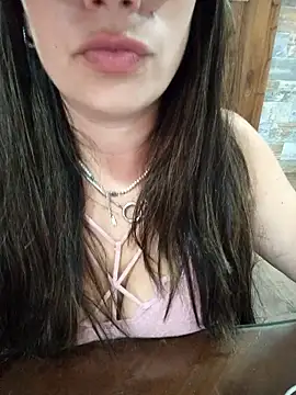 Snapshot of Amarteverdaderamente chatting on 01-17-26, 11:52 Amarteverdaderamente online show from 01-17-26, 11:52