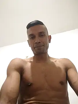 exotico2323 online show from 04-21-26, 01:18