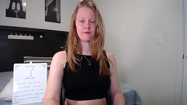 Snapshot of naughtyfox89 chatting on 03-02-26, 12:46 naughtyfox89 online show from 03-02-26, 12:46