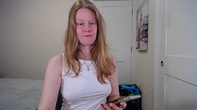 Snapshot of naughtyfox89 chatting on 03-15-26, 10:05 naughtyfox89 online show from 03-15-26, 10:05