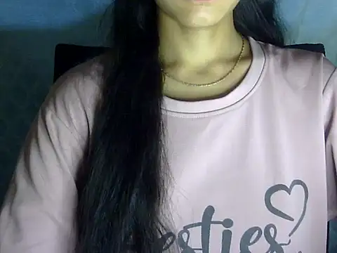 Snapshot of Shazi_1 chatting on 05-16-26, 03:44 Shazi 1 online show from 05-16-26, 03:44