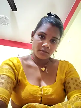 Snapshot of Katrina_kaif143 chatting on 10-05-25, 03:05 Katrina kaif143 online show from 10-05-25, 03:05