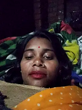 Snapshot of Katrina_kaif143 chatting on 10-31-25, 03:24 Katrina kaif143 online show from 10-31-25, 03:24