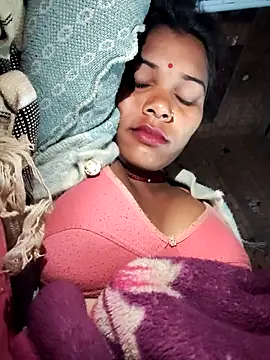 Snapshot of Katrina_kaif143 chatting on 12-14-25, 10:47 Katrina kaif143 online show from 12-14-25, 10:47