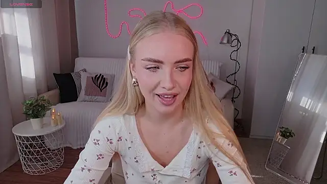 TessaGrays online show from 03-14-26, 09:37