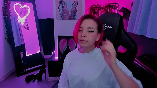 MarcelineChi online show from 10-30-25, 06:15