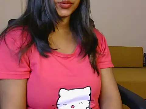 Snapshot of baby-panda4 chatting on 10-13-25, 03:45 baby-panda4 online show from 10-13-25, 03:45