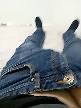 Snapshot of Mssbig chatting on 10-08-25, 11:52 Mssbig online show from 10-08-25, 11:52