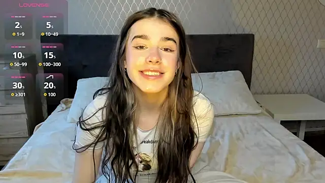 Snapshot of ShellyMoon_ chatting on 09-29-25, 01:16 ShellyMoon online show from 09-29-25, 01:16