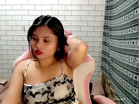 pinay old lover online show from 10-18-25, 03:13