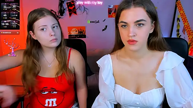 Snapshot of lina_fox12 chatting on 10-26-25, 01:17 lina fox12 online show from 10-26-25, 01:17