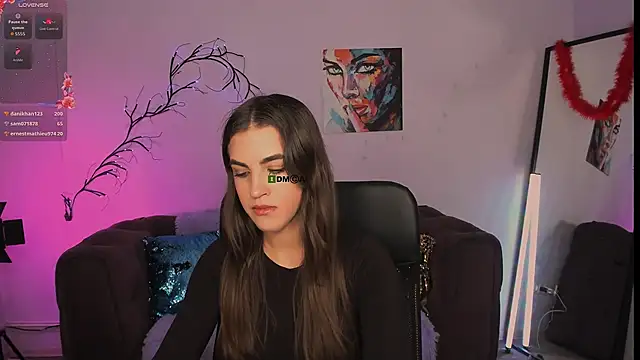 Snapshot of lina_fox12 chatting on 11-12-25, 01:22 lina fox12 online show from 11-12-25, 01:22