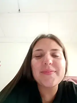 Snapshot of EmiilySttone chatting on 10-02-25, 03:41 EmiilySttone online show from 10-02-25, 03:41