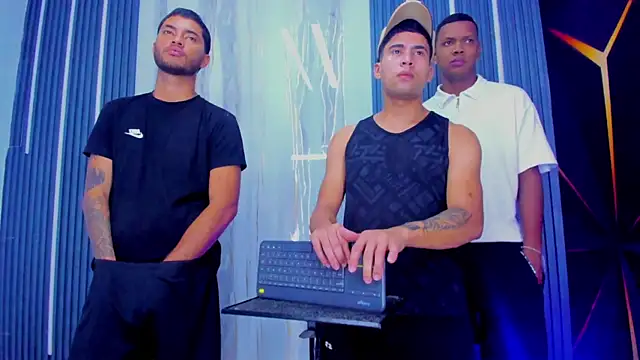 The Boy King online show from 12-04-25, 03:10