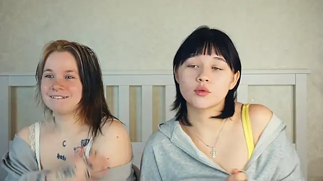 EviaVanveen online show from 11-14-25, 08:24